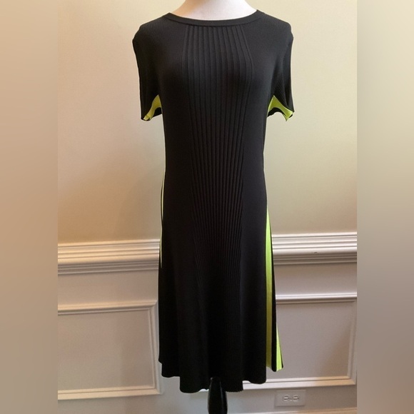Escada Sport Damouel Black Ribbed Knit Short Sleeve Side-Stripe Dress Size M - Picture 2 of 7